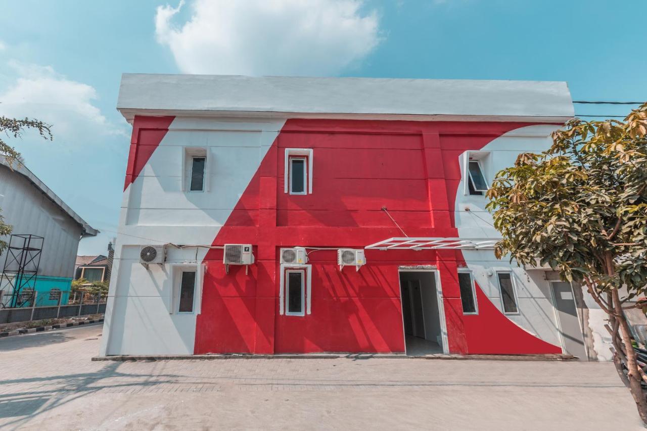 ג'קרטה Oyo 907 Wisma Cakung מראה חיצוני תמונה