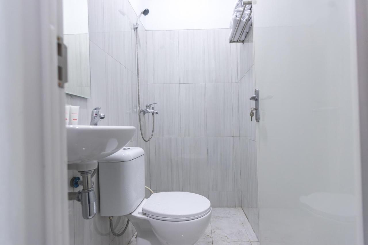 ג'קרטה Oyo 907 Wisma Cakung מראה חיצוני תמונה